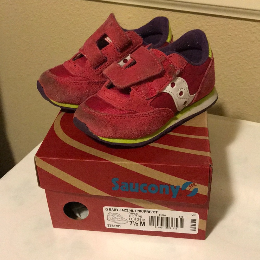 Saucony kids sneaker size 7.5